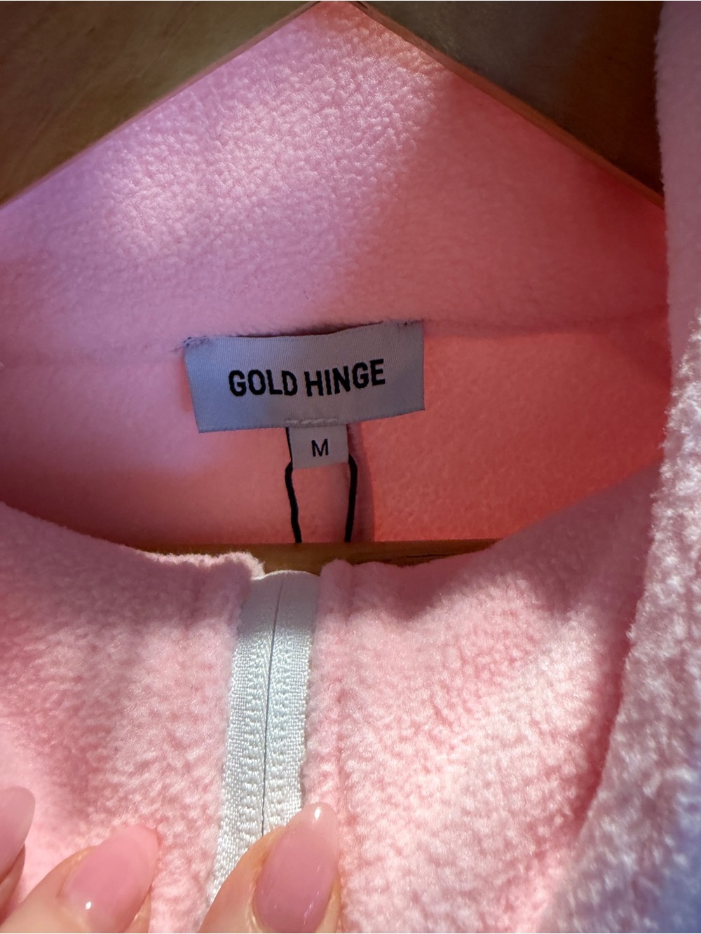 GOLD HINGE | Almond Blossom Minimalistic Half-Zip Pullover - Picture 4 of 7